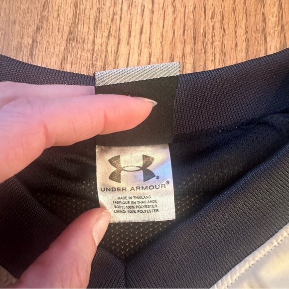 Under Armour Crewneck Windbreaker Pullover Top Size Small Nude/Tan - Picture 7 of 13